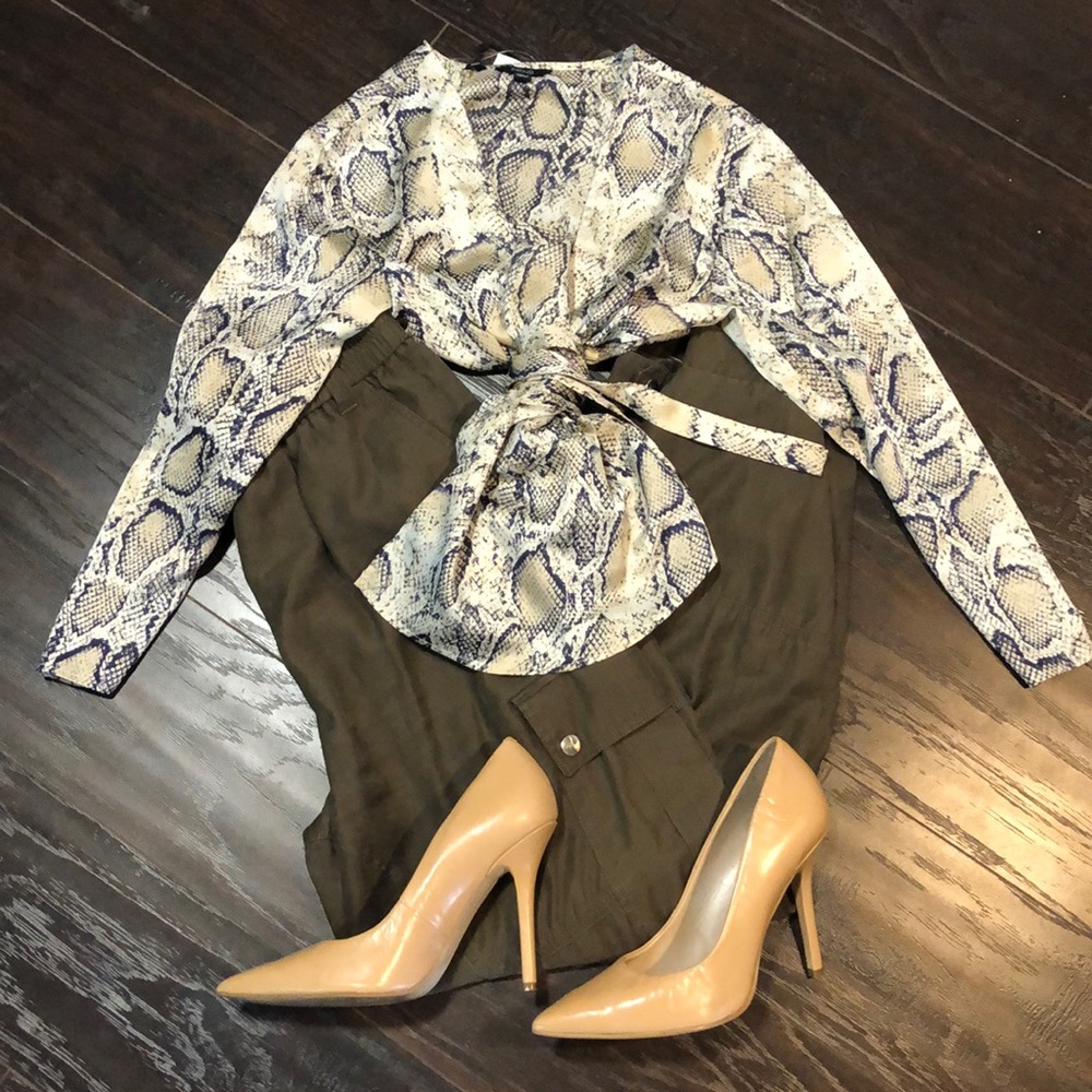 Guess, nude, 4 inch classic heel